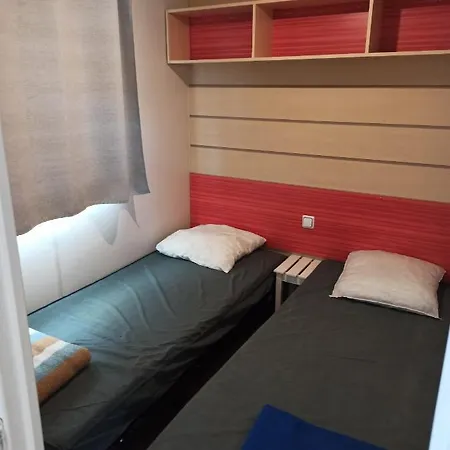 מלון Camping Le Novela פור-א-נובל