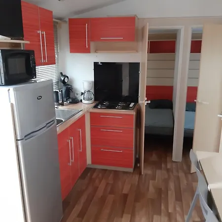 Camping Le Novela * פור-א-נובל