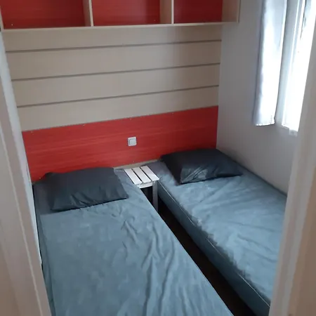 Camping Le Novela מלון פור-א-נובל