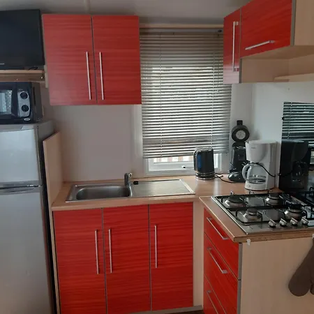 מלון Camping Le Novela *